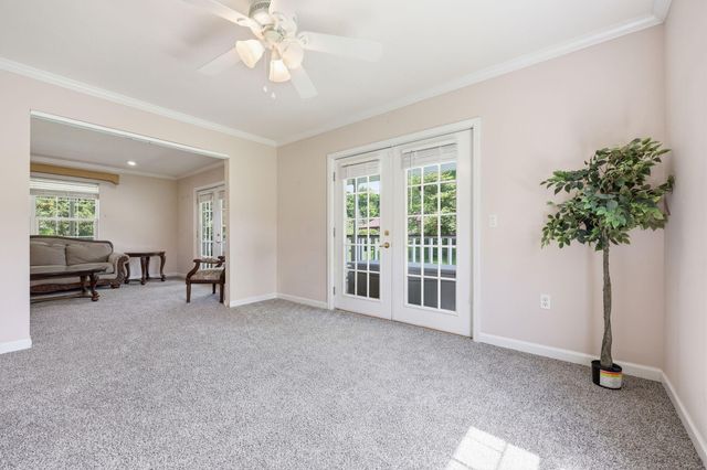 3826 Hickory Hill Drive, Somerset, KY 42503