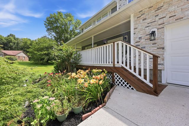 3826 Hickory Hill Drive, Somerset, KY 42503