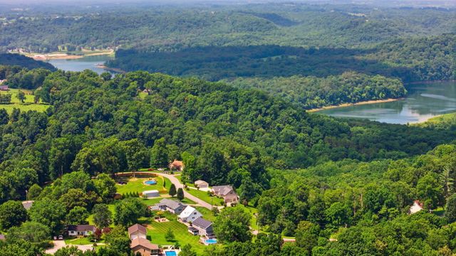 3826 Hickory Hill Drive, Somerset, KY 42503