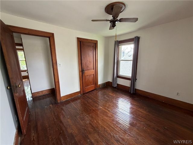 3915 Deveaux Street, Niagara Falls, NY 14305