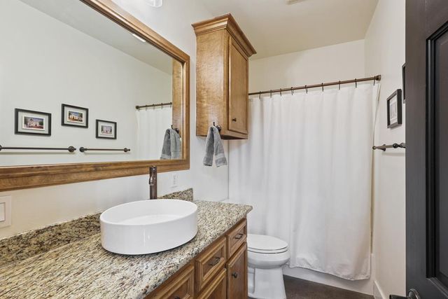 119 Silver Hill Dr, Fort Davis, TX 79734