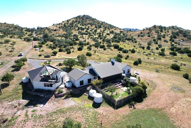 119 Silver Hill Dr, Fort Davis, TX 79734