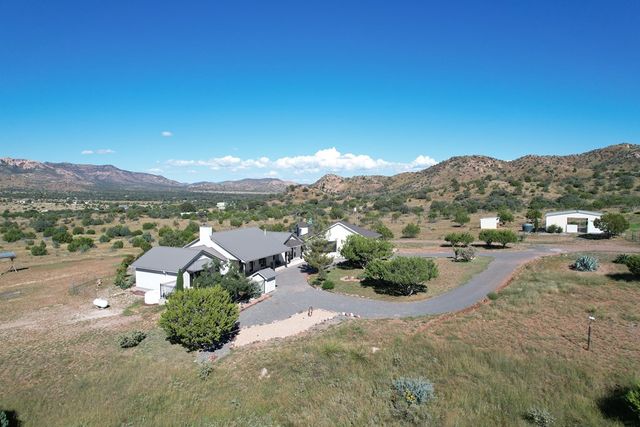 119 Silver Hill Dr, Fort Davis, TX 79734