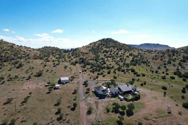 119 Silver Hill Dr, Fort Davis, TX 79734