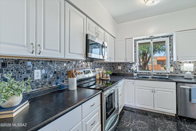 729 S Pantano Parkway, Tucson, AZ 85710