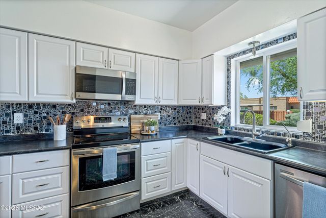 729 S Pantano Parkway, Tucson, AZ 85710