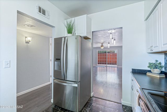 729 S Pantano Parkway, Tucson, AZ 85710