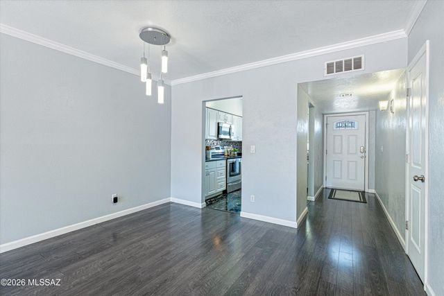 729 S Pantano Parkway, Tucson, AZ 85710
