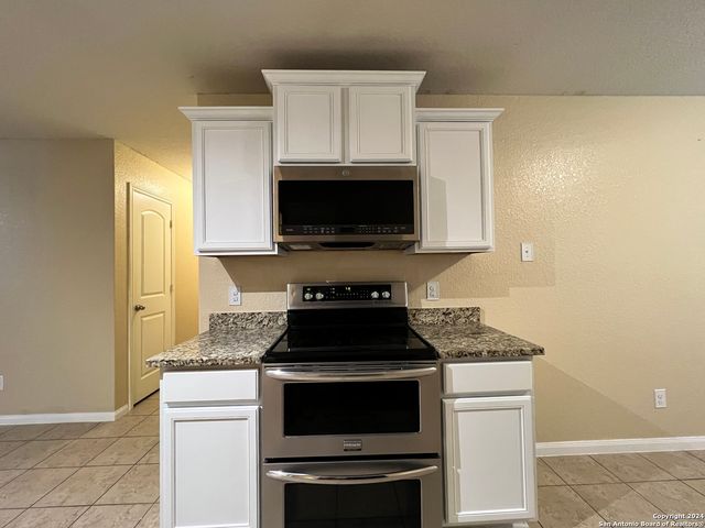 12304 Claiborne, San Antonio, TX 78252