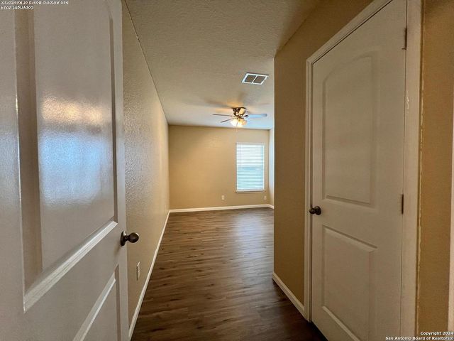 12304 Claiborne, San Antonio, TX 78252