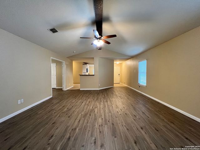 12304 Claiborne, San Antonio, TX 78252