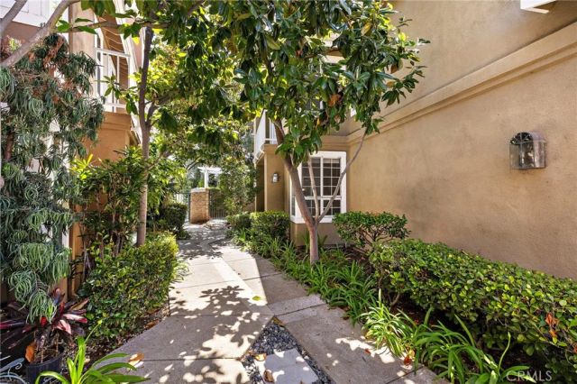 9 Matisse Circle 5, Aliso Viejo, CA 92656