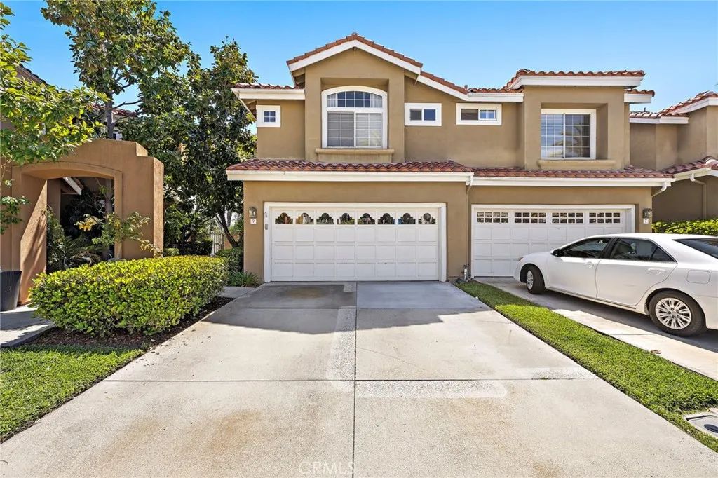 9 Matisse Circle 5, Aliso Viejo, CA 92656
