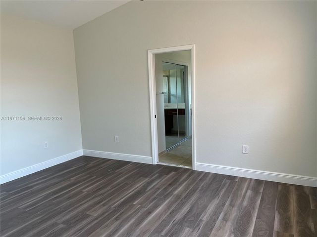 2041 SE 15th St 0, Homestead, FL 33035