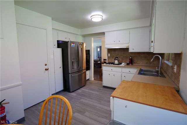 5931 Mayberry Avenue, Mayfield Heights, OH 44124