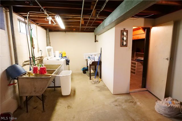 5931 Mayberry Avenue, Mayfield Heights, OH 44124