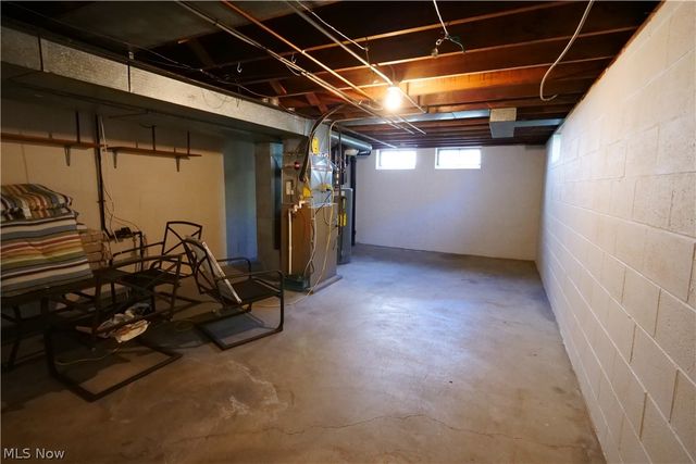 5931 Mayberry Avenue, Mayfield Heights, OH 44124