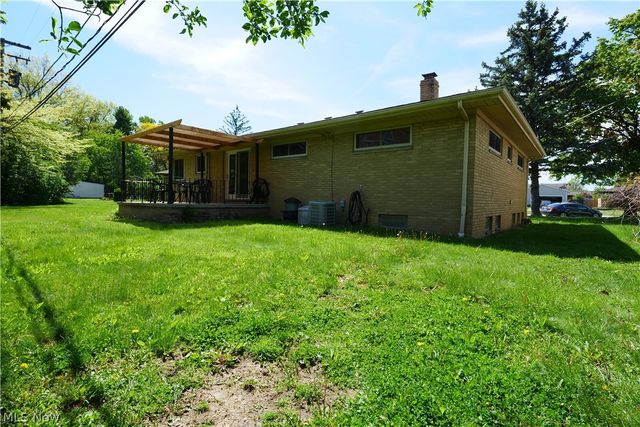 5931 Mayberry Avenue, Mayfield Heights, OH 44124