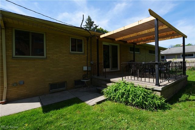 5931 Mayberry Avenue, Mayfield Heights, OH 44124
