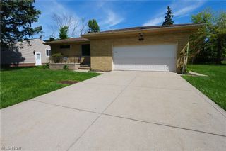 5931 Mayberry Avenue, Mayfield Heights, OH 44124