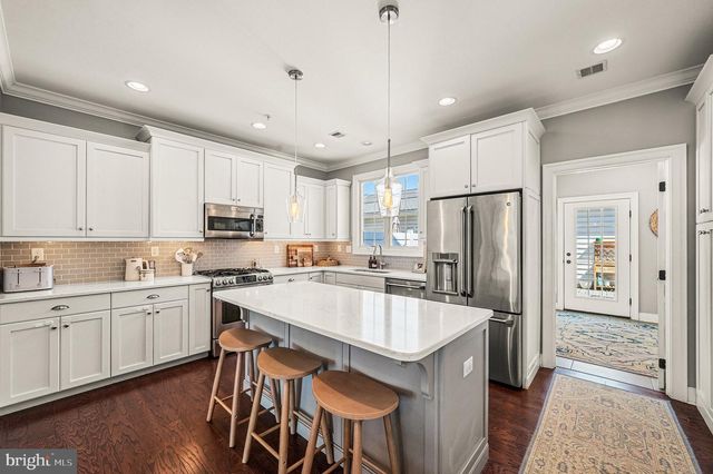 625 W MULBERRY ST, Kennett Square, PA 19348