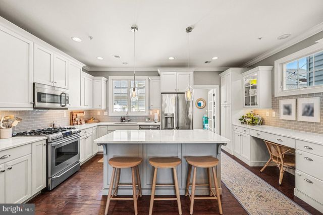 625 W MULBERRY ST, Kennett Square, PA 19348