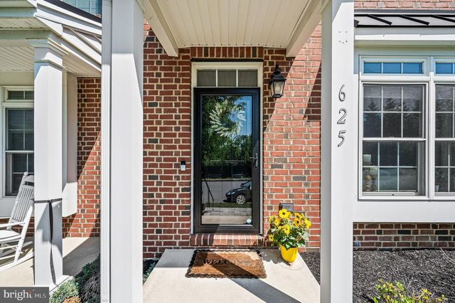 625 W MULBERRY ST, Kennett Square, PA 19348