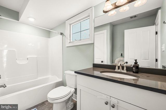 625 W MULBERRY ST, Kennett Square, PA 19348