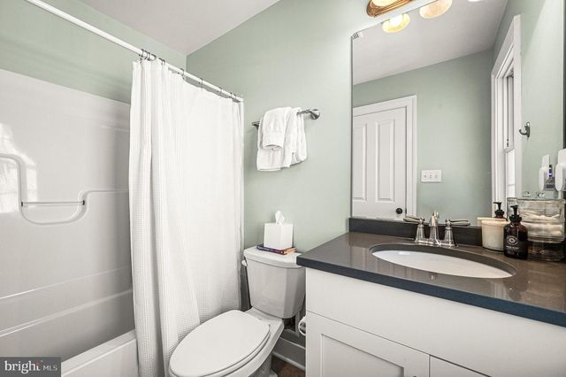 625 W MULBERRY ST, Kennett Square, PA 19348