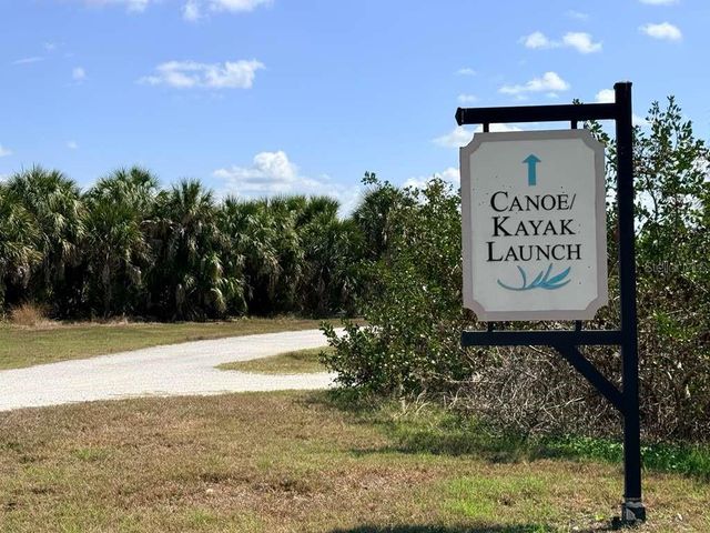 904 RIVERSCAPE STREET, Bradenton, FL 34208