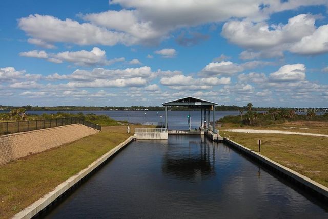 904 RIVERSCAPE STREET, Bradenton, FL 34208