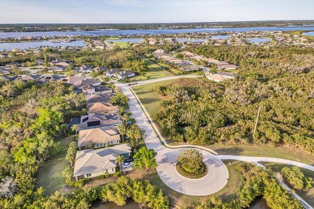 904 RIVERSCAPE STREET, Bradenton, FL 34208
