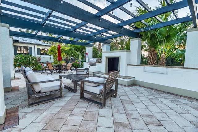 904 RIVERSCAPE STREET, Bradenton, FL 34208