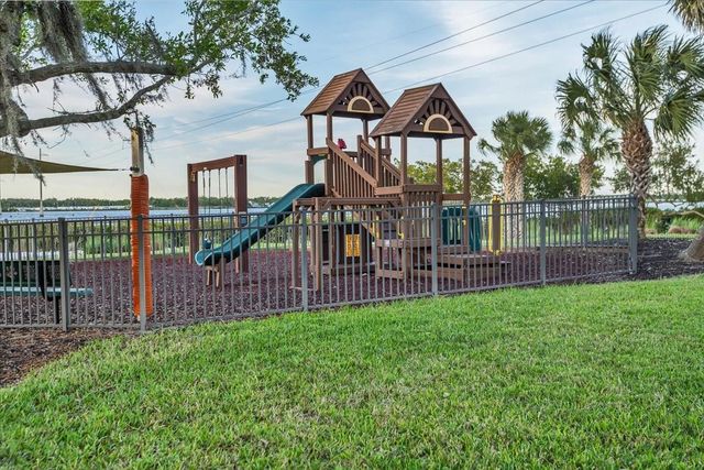 904 RIVERSCAPE STREET, Bradenton, FL 34208