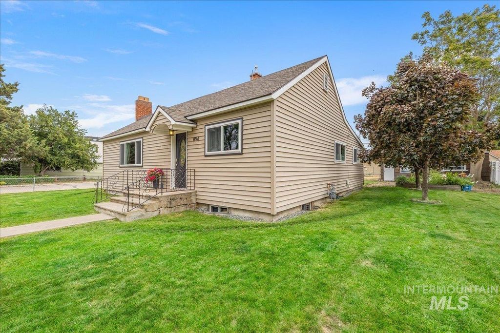 896 N 30th St, Boise, ID 83702 photo 3