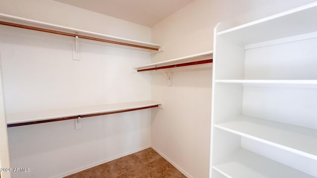 6951 W KRISTAL Way, Glendale, AZ 85308