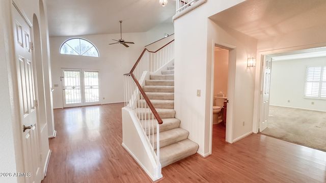 6951 W KRISTAL Way, Glendale, AZ 85308