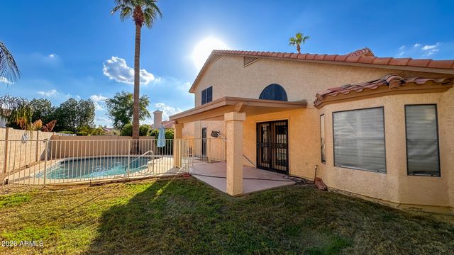 6951 W KRISTAL Way, Glendale, AZ 85308