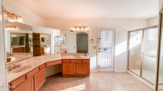 6951 W KRISTAL Way, Glendale, AZ 85308