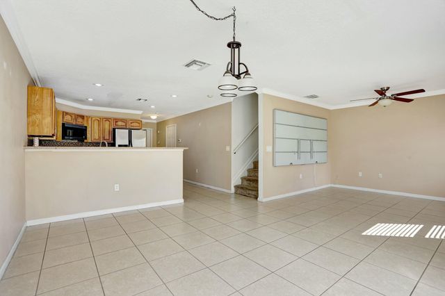 901 SW 15th Street, Deerfield Beach, FL 33441