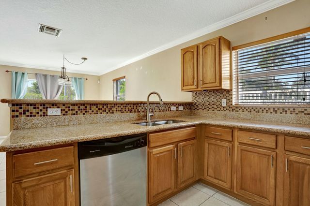 901 SW 15th Street, Deerfield Beach, FL 33441