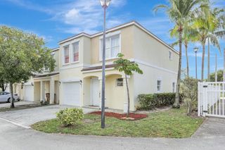 901 SW 15th Street, Deerfield Beach, FL 33441
