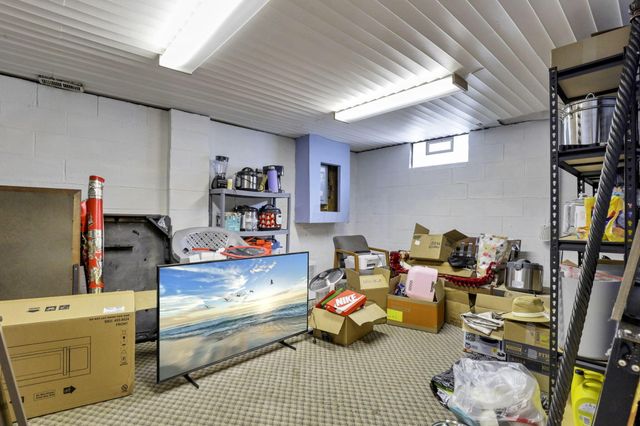 926 Hilton Drive, Reynoldsburg, OH 43068