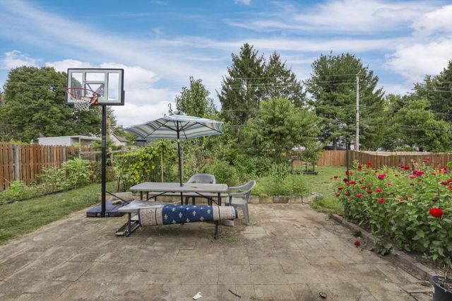 926 Hilton Drive, Reynoldsburg, OH 43068