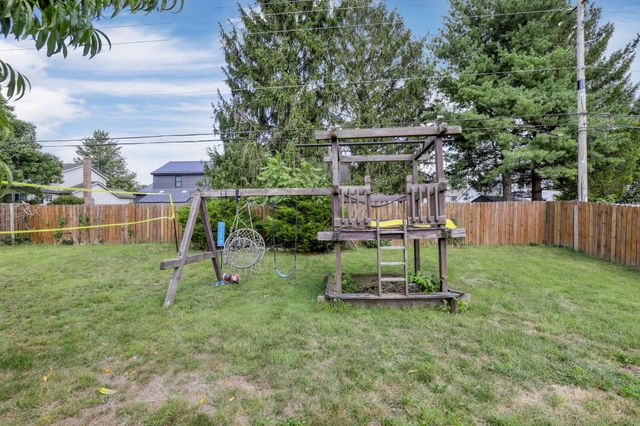 926 Hilton Drive, Reynoldsburg, OH 43068