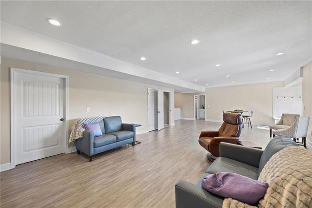 3405 N 109th Terrace, Kansas City, KS 66109