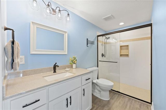 3405 N 109th Terrace, Kansas City, KS 66109