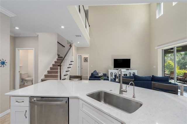 6017 MAIDENSTONE WAY, Palmetto, FL 34221