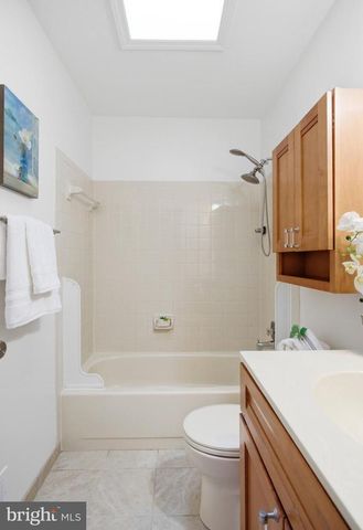 8309 TERRA GRANDE AVE, Springfield, VA 22153