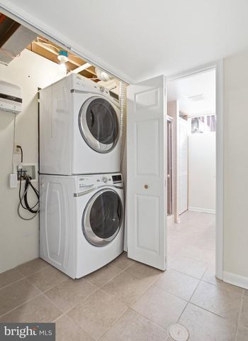 8309 TERRA GRANDE AVE, Springfield, VA 22153